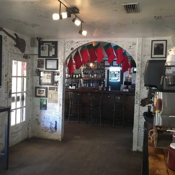 Willie's Joint Bar and Grill - Bars Near Me - Buda, Texas