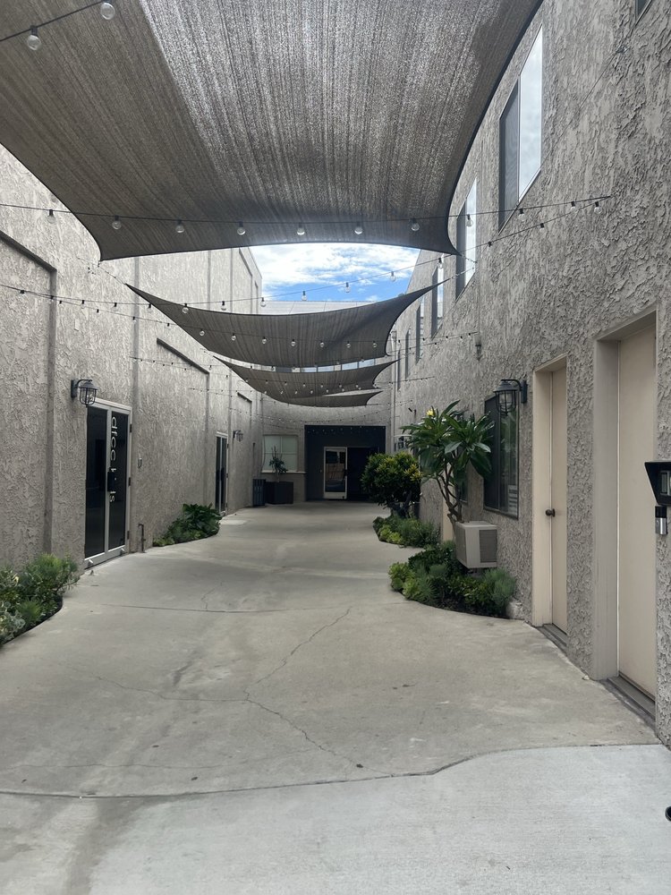 FIRST CHRISTIAN CHURCH OF DOWNEY