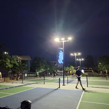 PopStroke - Mini Golf Near Me - Austin, Texas