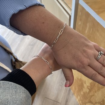 Elaine B Jewelry - Jewelry Near Me - Cincinnati, Ohio Elaine B Jewelry - Jewelry Near Me - Cincinnati, Ohio