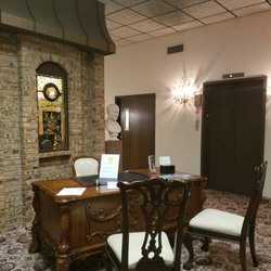 Erik's Retreat - The charming front desk.