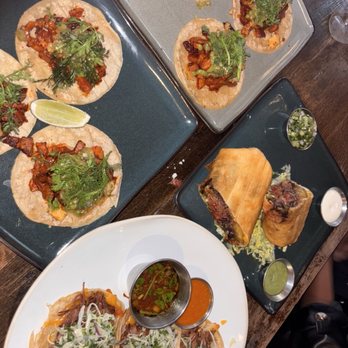 Vida Verde - birria tacos, chorizo chimichanga, tacos al pastor (2) - Cocktail Bars Near Me - New York, New York Vida Verde - birria tacos, chorizo chimichanga, tacos al pastor (2) - Cocktail Bars Near Me - New York, New York