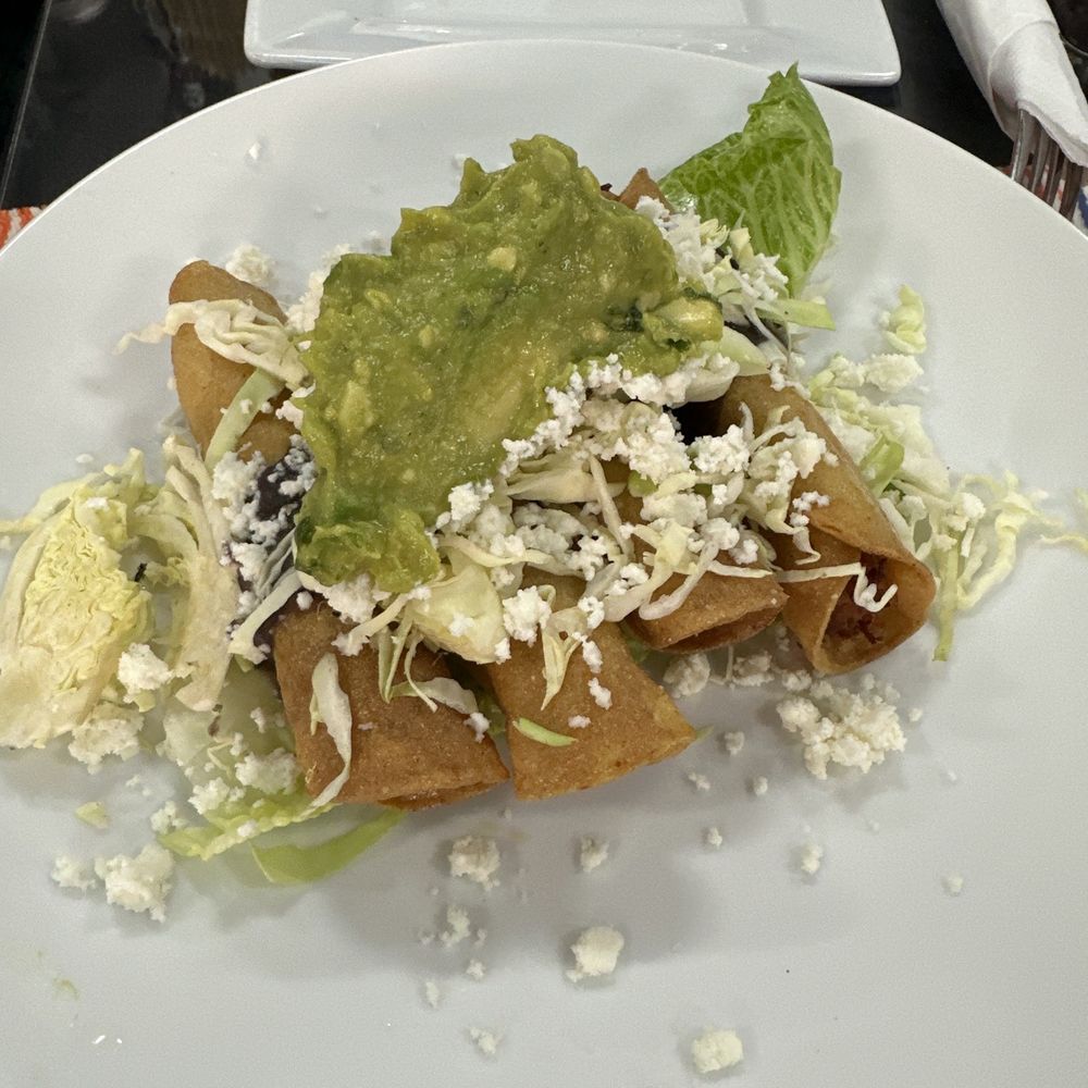 Taquitos de pollo
