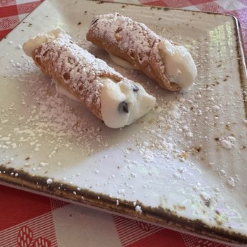 Santina’s Pizzeria - Cannolis - Pizza Near Me - Las Vegas, Nevada