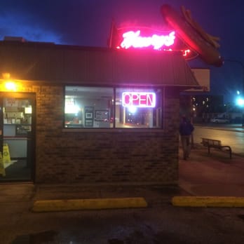 Henry's Drive-In - Fast Food Near Me - Cicero, Illinois Henry's Drive-In - Fast Food Near Me - Cicero, Illinois