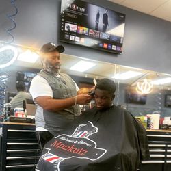Elite Images - Mike barber/ manager