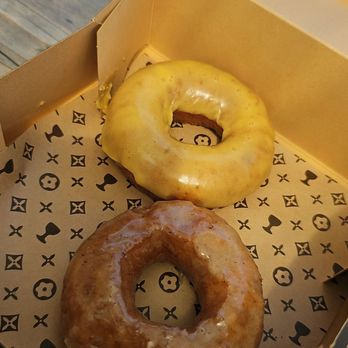 Holey Grail Donuts - Lilikoi & Original Sin - Food Trucks Near Me - Kapaʻa, Hawaii