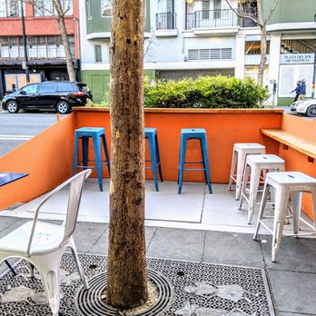 Venga Empanadas - Venga parklet! After we ordered, they brought our order out to us here! - Empanadas Near Me - San Francisco, California Venga Empanadas - Venga parklet! After we ordered, they brought our order out to us here! - Empanadas Near Me - San Francisco, California