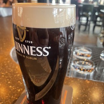 Browns Socialhouse Windermere - Guiness - Burgers Near Me - Edmonton, Alberta Browns Socialhouse Windermere - Guiness - Burgers Near Me - Edmonton, Alberta
