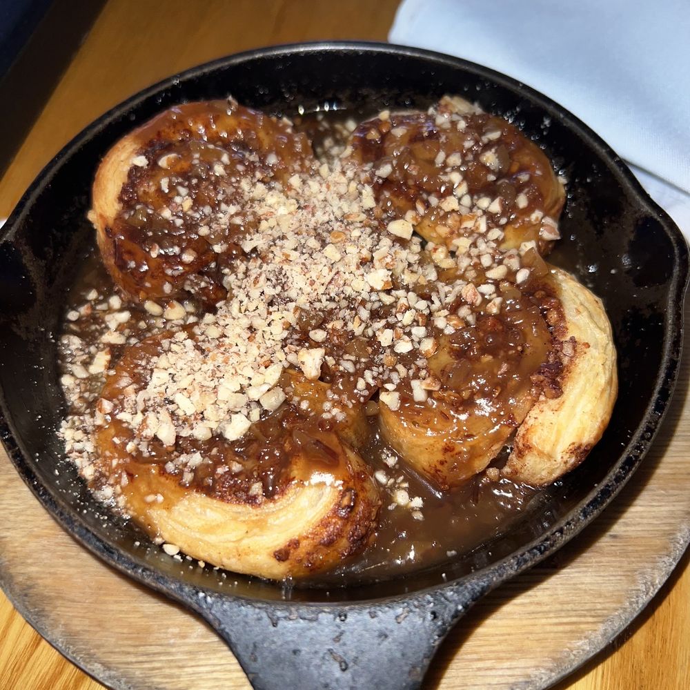 Batch Local Kitchen - Cast Iron Pecan Cinnamon Rolls - Cocktail Bars Near Me - West Palm Beach, Florida