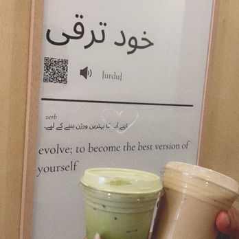 Vivot Craft Cafe - Matcha latte with cloud cream & vanilla latte with cream cloud - Bubble Tea Near Me - Fullerton, California