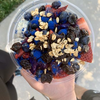 Spoons Acai Bowls - The legend bowl - Acai Bowls Near Me - Charlotte, North Carolina Spoons Acai Bowls - The legend bowl - Acai Bowls Near Me - Charlotte, North Carolina