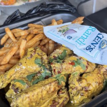 Hoppin' Charlotte - Creamy Jalapeños wings - Beer Bar Near Me - Charlotte, North Carolina Hoppin' Charlotte - Creamy Jalapeños wings - Beer Bar Near Me - Charlotte, North Carolina