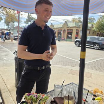 Veracruz Café - Let me introduce you to MR. JESUS!! The most kind personality! #MrSmiles - Mexican Near Me - Dallas, Texas Veracruz Café - Let me introduce you to MR. JESUS!! The most kind personality! #MrSmiles - Mexican Near Me - Dallas, Texas