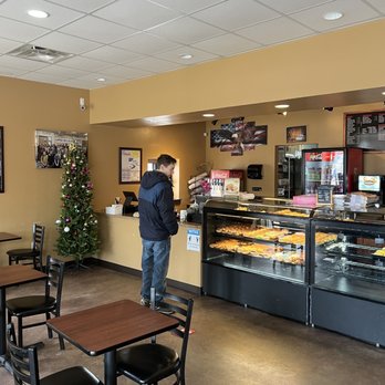 Snowflake Donuts - Inside - Donuts Near Me - Boerne, Texas Snowflake Donuts - Inside - Donuts Near Me - Boerne, Texas