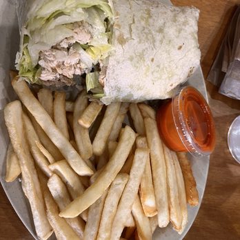 Munchiez 805 - Chicken Caesar wrap - Fast Food Near Me - Arroyo Grande, California Munchiez 805 - Chicken Caesar wrap - Fast Food Near Me - Arroyo Grande, California