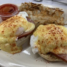 Eggs Benedict
