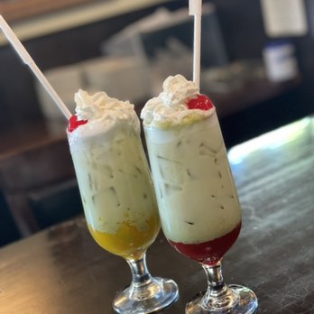 Aung Burma - Iced Strawberry or Mango Match Latte - Burmese Near Me - Concord, California