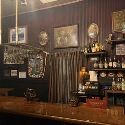 The Speakeasy Lounge - Speakeasy
