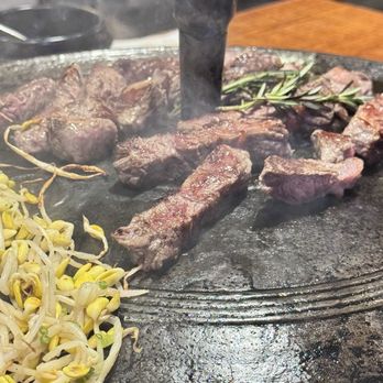 Cast Iron Pot Island - Top Blade Steak - Korean Near Me - Staten Island, New York Cast Iron Pot Island - Top Blade Steak - Korean Near Me - Staten Island, New York