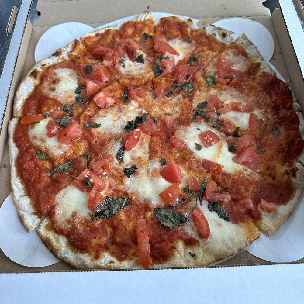 Half And Half Pizza - marguerita my way pizza. YUM. - Pizza Near Me - Lake Bluff, Illinois Half And Half Pizza - marguerita my way pizza. YUM. - Pizza Near Me - Lake Bluff, Illinois