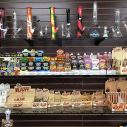 Houston Smoke Shop - Rolling Papers, Cigarillos, Glass Pipes, RAW, Element Papers, and More