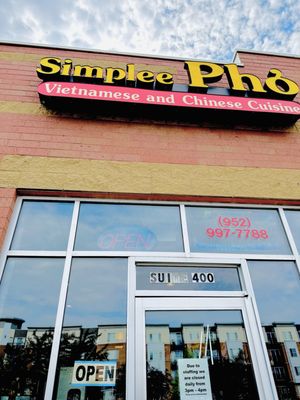 Simplee Pho by null