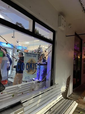 Whip'n Dip Ice Cream Shop by null