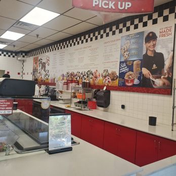 Cold Stone Creamery - Ice Cream & Frozen Yogurt Near Me - Fresno, California Cold Stone Creamery - Ice Cream & Frozen Yogurt Near Me - Fresno, California