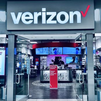 Verizon - Store front - Mobile Phones Near Me - Poughkeepsie, New York