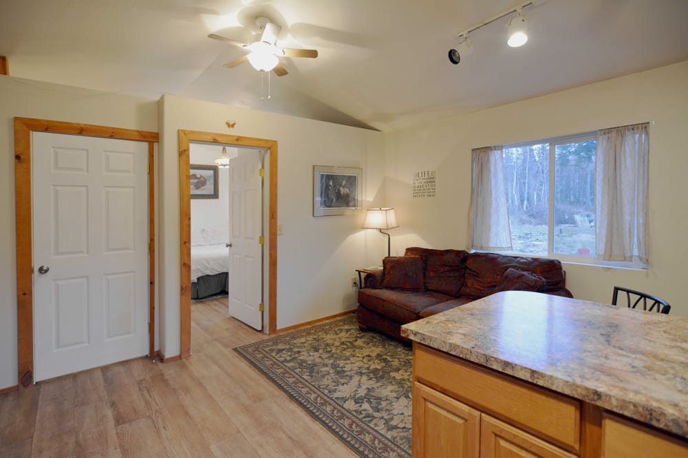 Butte's Bethel Bed and Breakfast - equestrian in Palmer, AK