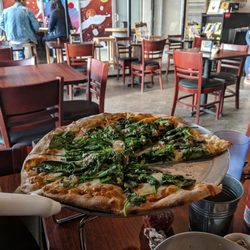 Mi Pizza a la Leña - Wood fired Pizza Griega!