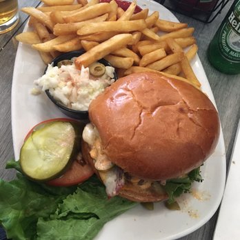 Tracks - Grandpa's Favorite Burger - Burgers Near Me - Cary, Illinois