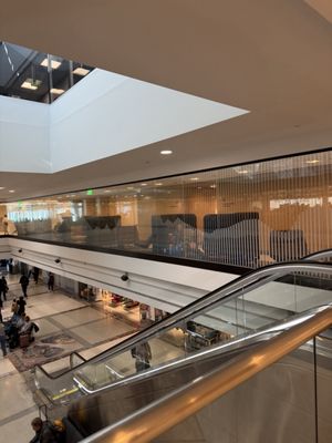 Capital One Lounge at DEN by null