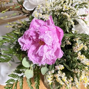 Four Seasons Flowers - A wilted Peony the SAME day it was delivered - Florists Near Me - San Diego, California