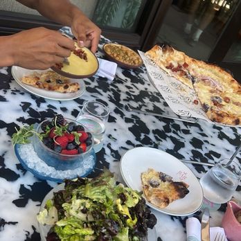 Bar Issi - Italian Near Me - Palm Springs, California