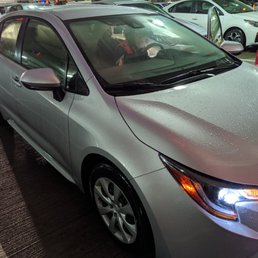 Silver Toyota, boring and uninspired and exactly what I wanted. Silver Toyota, boring and uninspired and exactly what I wanted.