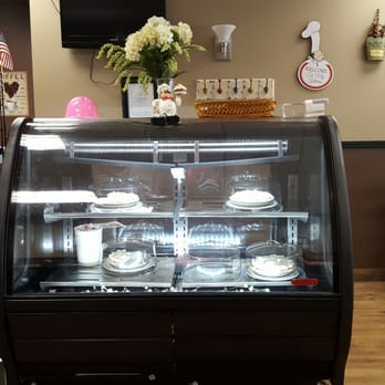 Green Acres Cafe - Desserts looked delicious! - American Near Me - Olean, New York