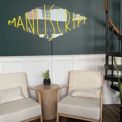 Manuscript Coffee - Cute & cozy atmosphere! Perfect for a quiet conversation over a superb cuppa coffee or latte.