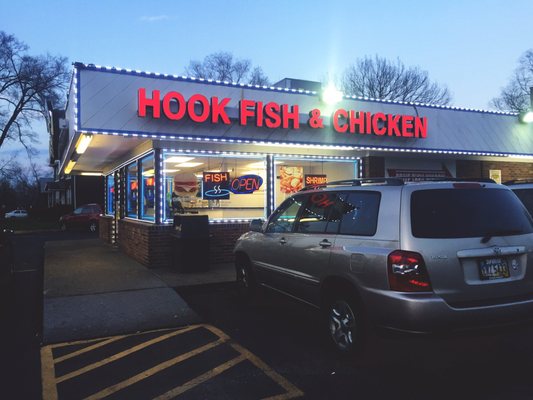 fish and hooks in avondale Hook Fish & Chicken, 5000 Reading Rd, Cincinnati, OH 45229, US