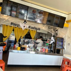Burger Point - Interior