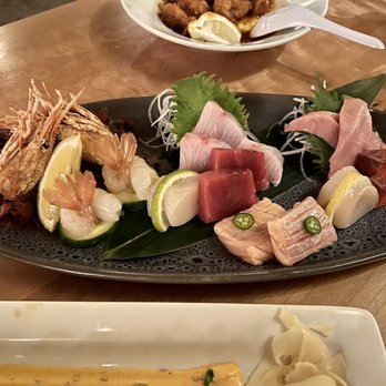 Momiji - Omakase Sashimi (small - 2 pieces of each) - Japanese Near Me - Seattle, Washington Momiji - Omakase Sashimi (small - 2 pieces of each) - Japanese Near Me - Seattle, Washington