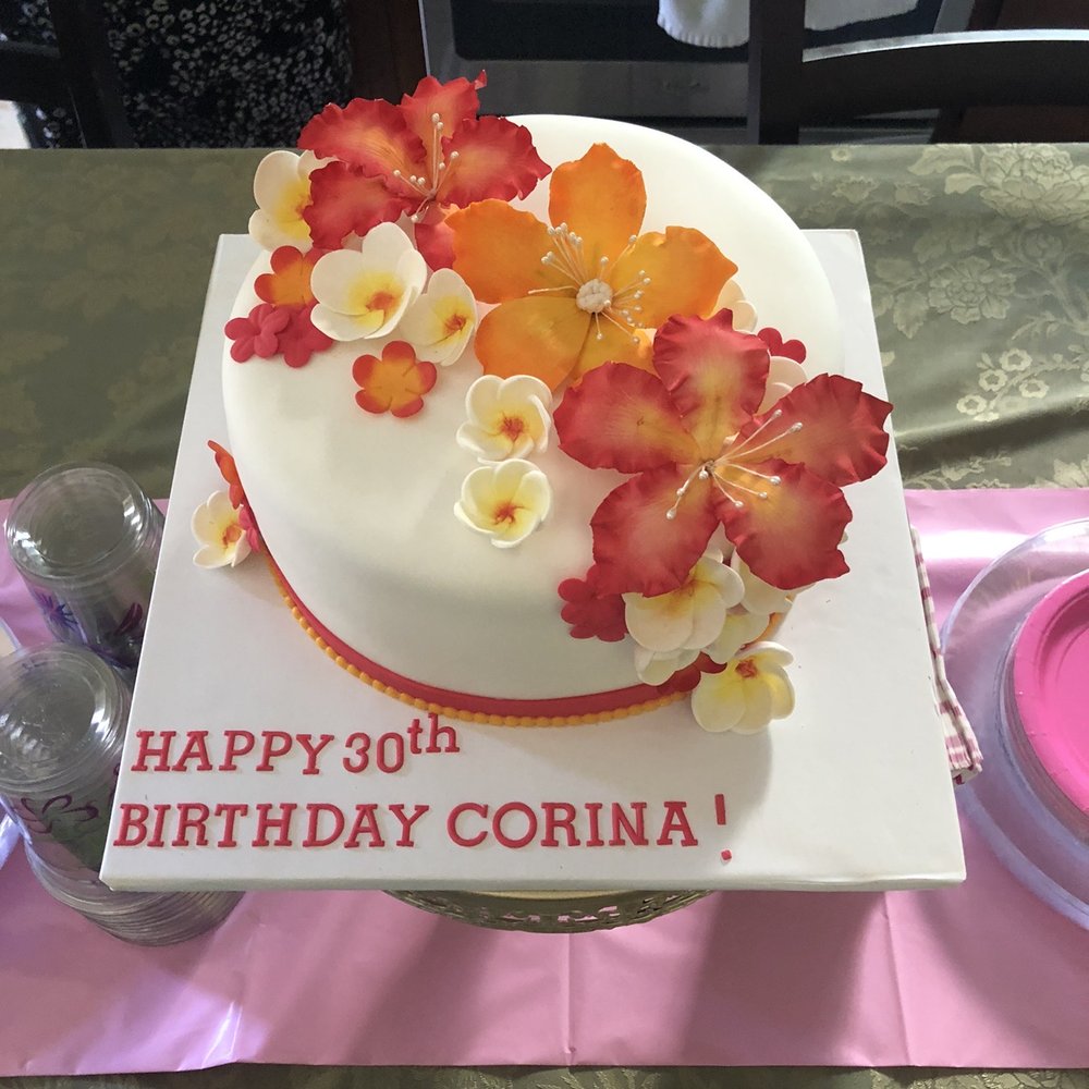 Isa's Cake - a cake with flowers on it - Desserts Near Me - Sunnyside, New York