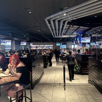 Yard House - New American Near Me - Henderson, Nevada Yard House - New American Near Me - Henderson, Nevada