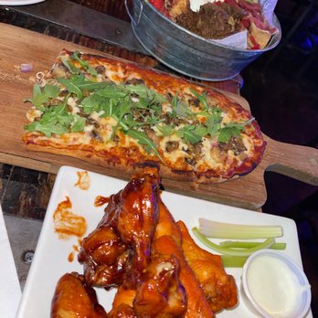 Iron Bar & Lounge - Apps - Lounges Near Me - New York, New York Iron Bar & Lounge - Apps - Lounges Near Me - New York, New York