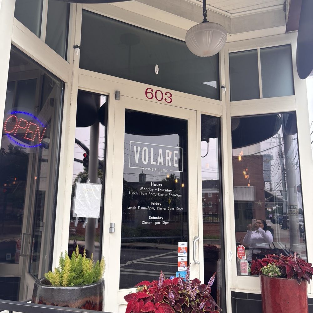 Volare Bistro - Wine Bars Near Me - Hapeville, Georgia Volare Bistro - Wine Bars Near Me - Hapeville, Georgia