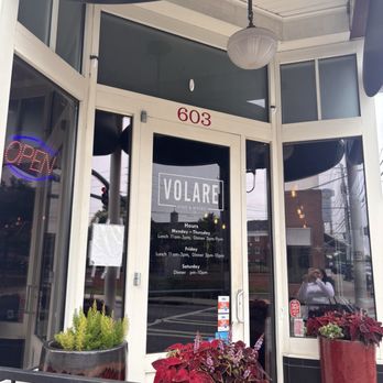 Volare Bistro - Wine Bars Near Me - Hapeville, Georgia Volare Bistro - Wine Bars Near Me - Hapeville, Georgia