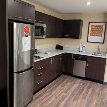 TownePlace Suites - Kitchenette - Hotels Near Me - Oakville, Ontario TownePlace Suites - Kitchenette - Hotels Near Me - Oakville, Ontario