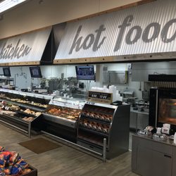 Willie's Super Valu - Hot and ready to go Deli lunches and dinners. Rotisserie chicken, fresh salads, fruit, veggie, or meat and cheese trays from our Deli.