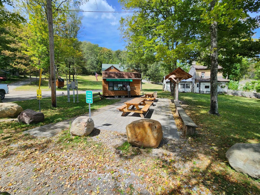 The Sugar Shack Ice Cream Logo